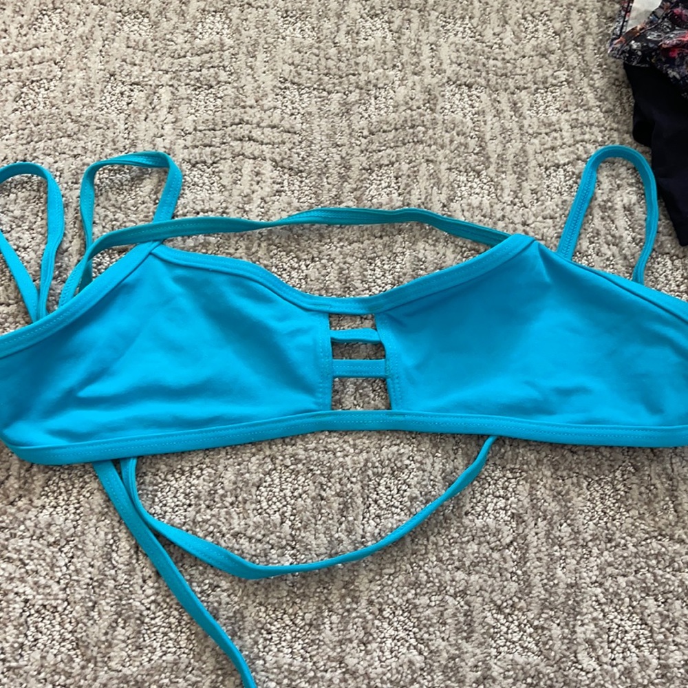 Jolyn tomcat top